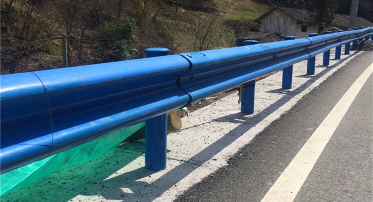 波形护栏的使用寿命有多长？？