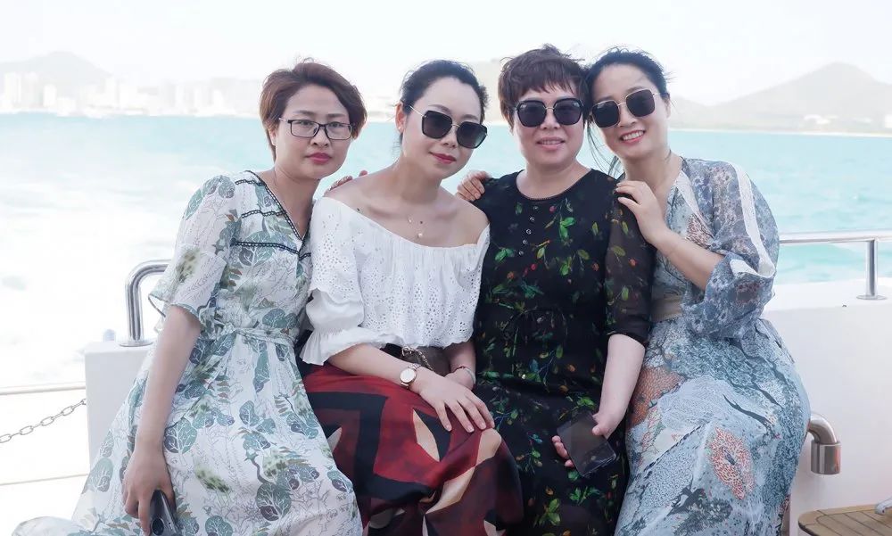 1277星际电子游戏控股总部